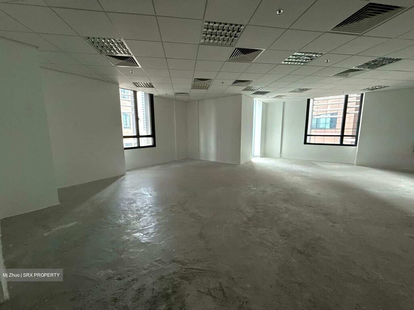 Tung Centre (D1), Office #453528671